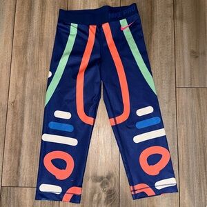 Nike Pro 638206 Loops Lines Women's Size Small Capris Pants DriFIT